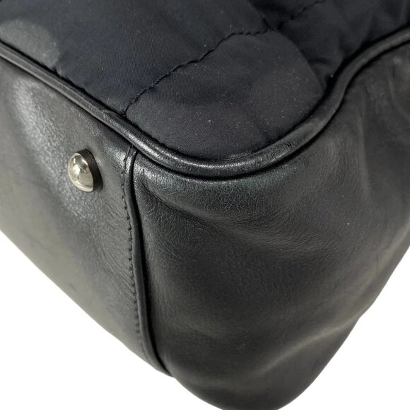 CHANEL Chocolate Bar Stitch - Black Nylon Leather Handbag - Picture 9 of 16